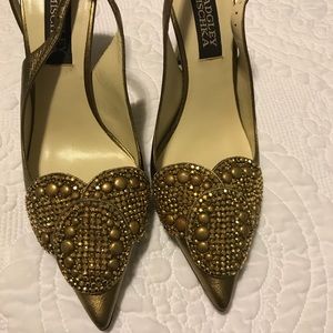Badgley Mischka pumps